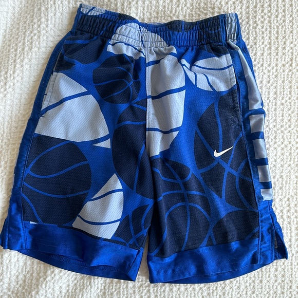 Boy’s Bundle size M-L size 10-11 - Picture 12 of 17